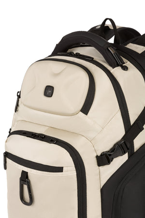 Swissgear Endure 17 inch Laptop Backpack - Felt lined, zippered and molded front pocket is perfect for eyewear