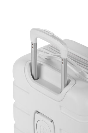 SWISSGEAR Signature Carry-On Spinner - White