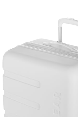 SWISSGEAR Signature Large Checked Spinner - White