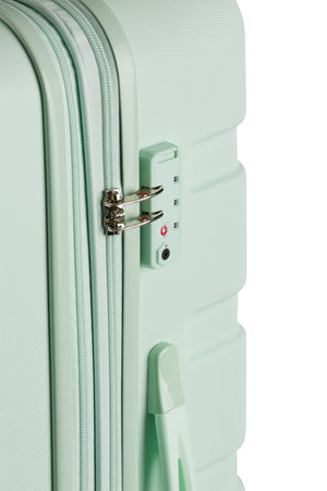 SWISSGEAR 7366 Expandable 3pc Hardside Luggage Set - Built in TSA compliant lock