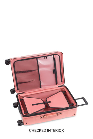 Swissgear 7639 Expandable Trunk 2 Piece Spinner Set – Coral Separator panel includes 2 mesh shoe pockets and 1 zippered wet bag