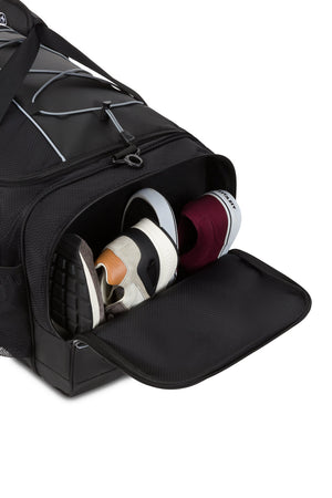 SWISSGEAR 9000 28” Apex Duffel Bag Two large side zip pockets for accessories 